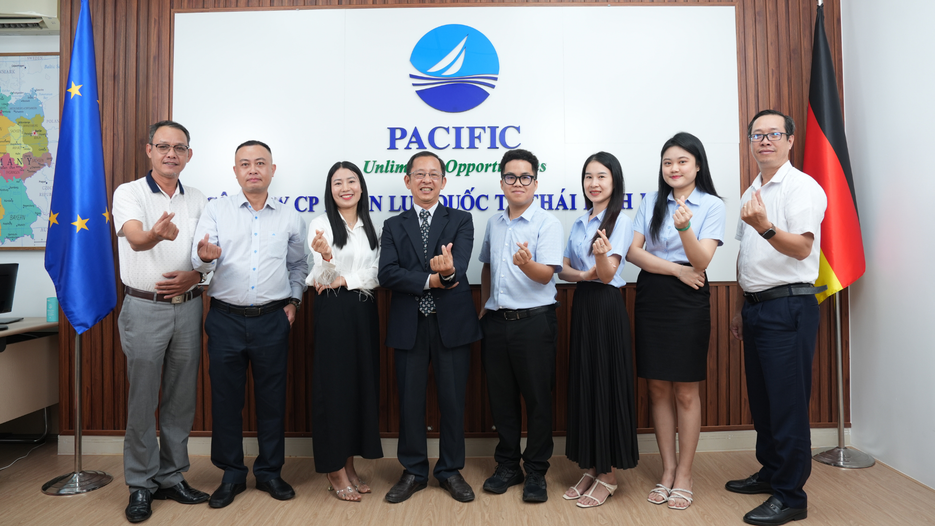 Đội ngũ Pacific Ocean International Human Resources